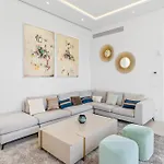 Amazing Modern Located Mins From Rdr234 别墅 马尔韦利亚