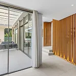 Amazing Modern Located Mins From Rdr234 别墅 *