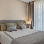Amazing Modern Located Mins From Rdr234