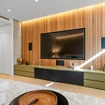 Amazing Modern Located Mins From Rdr234 Villa