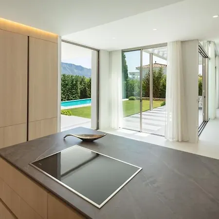 Villa Amazing Modern Located Mins From Rdr234 Marbella