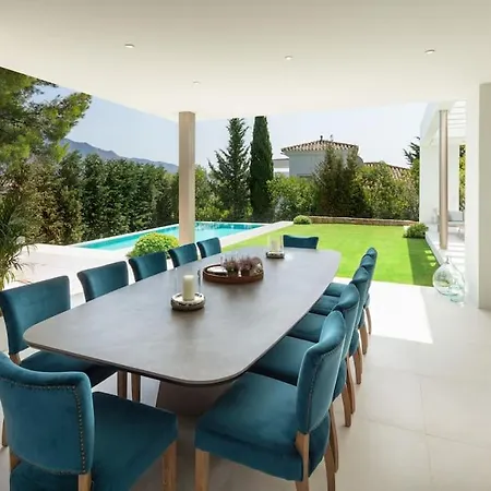 Amazing Modern Located Mins From Rdr234 * Μαρμπέλλα