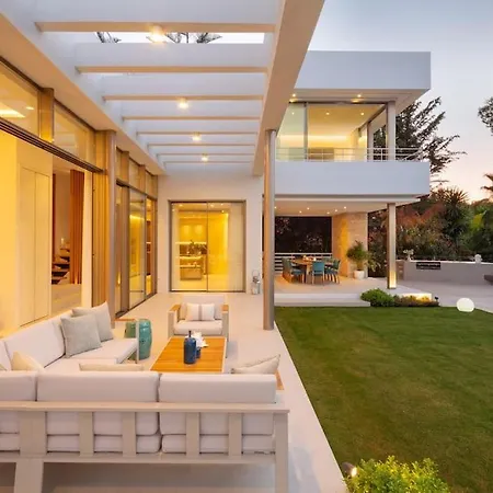 Amazing Modern Located Mins From Rdr234 Βίλα Μαρμπέλλα