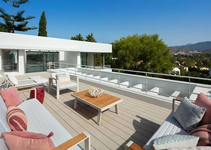 Amazing Modern Located Mins From Rdr234 Villa
